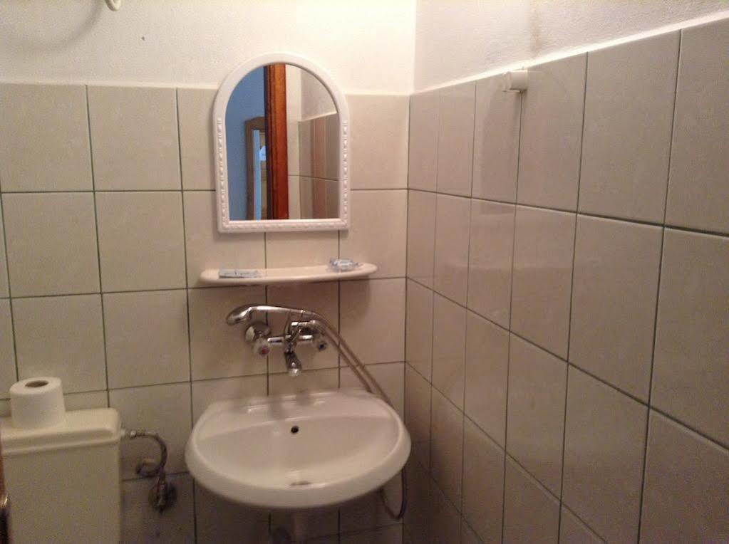 Vanda Guest House Arbanasi Buitenkant foto